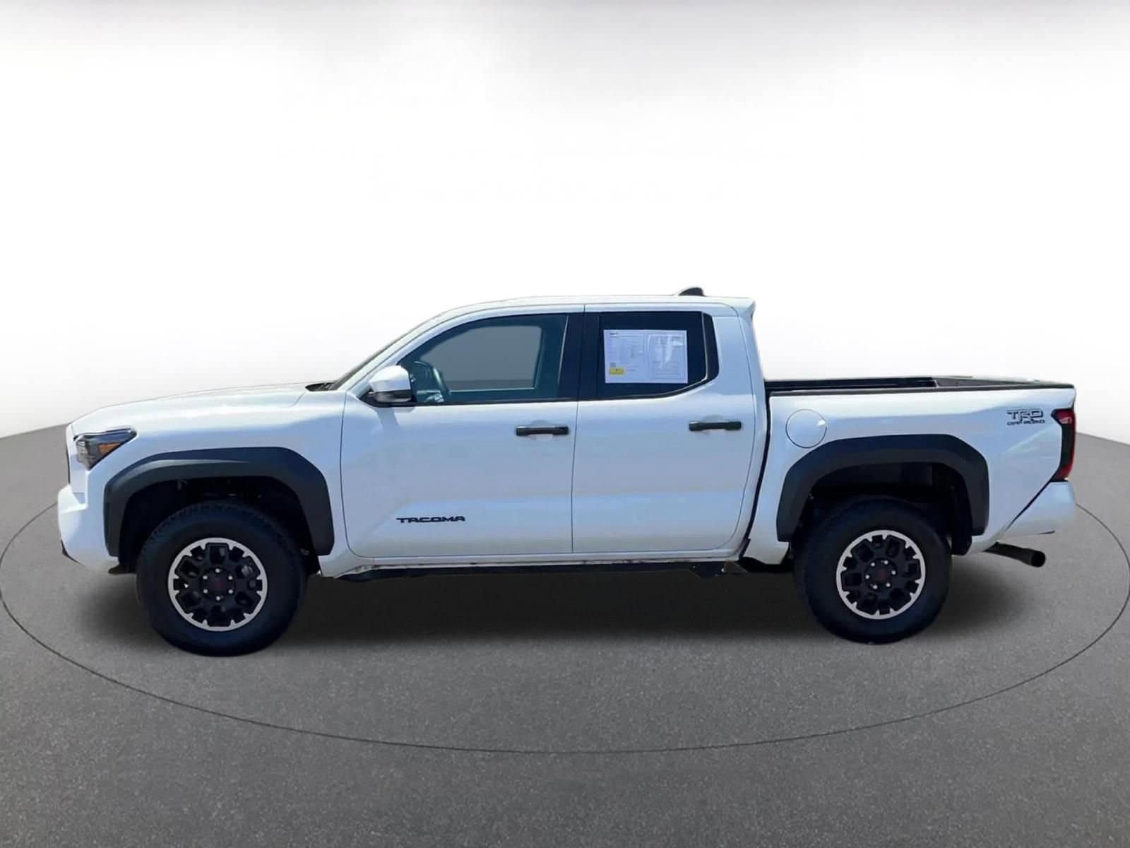 Thumbnail: 2025 Toyota Tacoma - 9