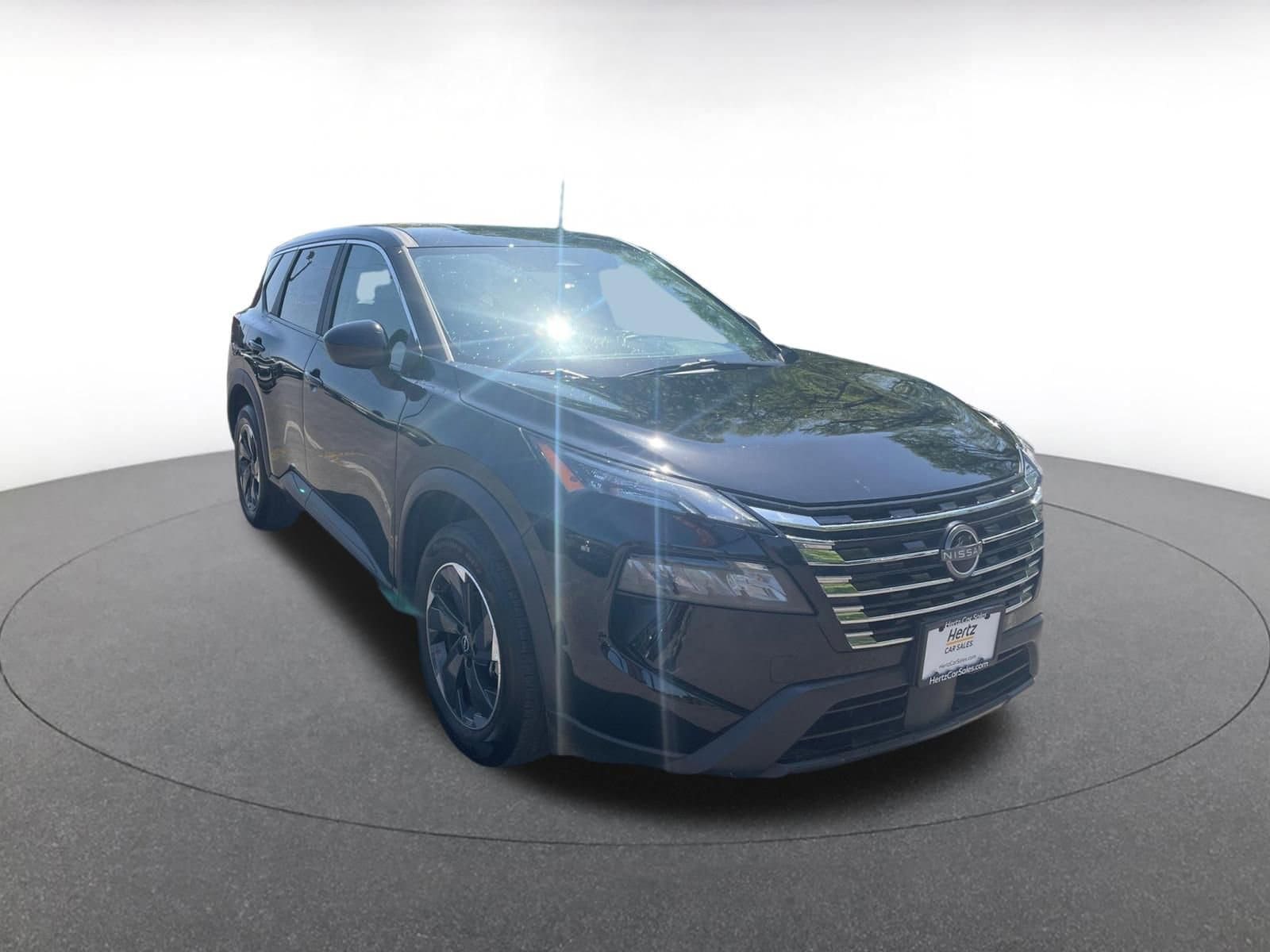 Thumbnail: 2025 Nissan Rogue - 1