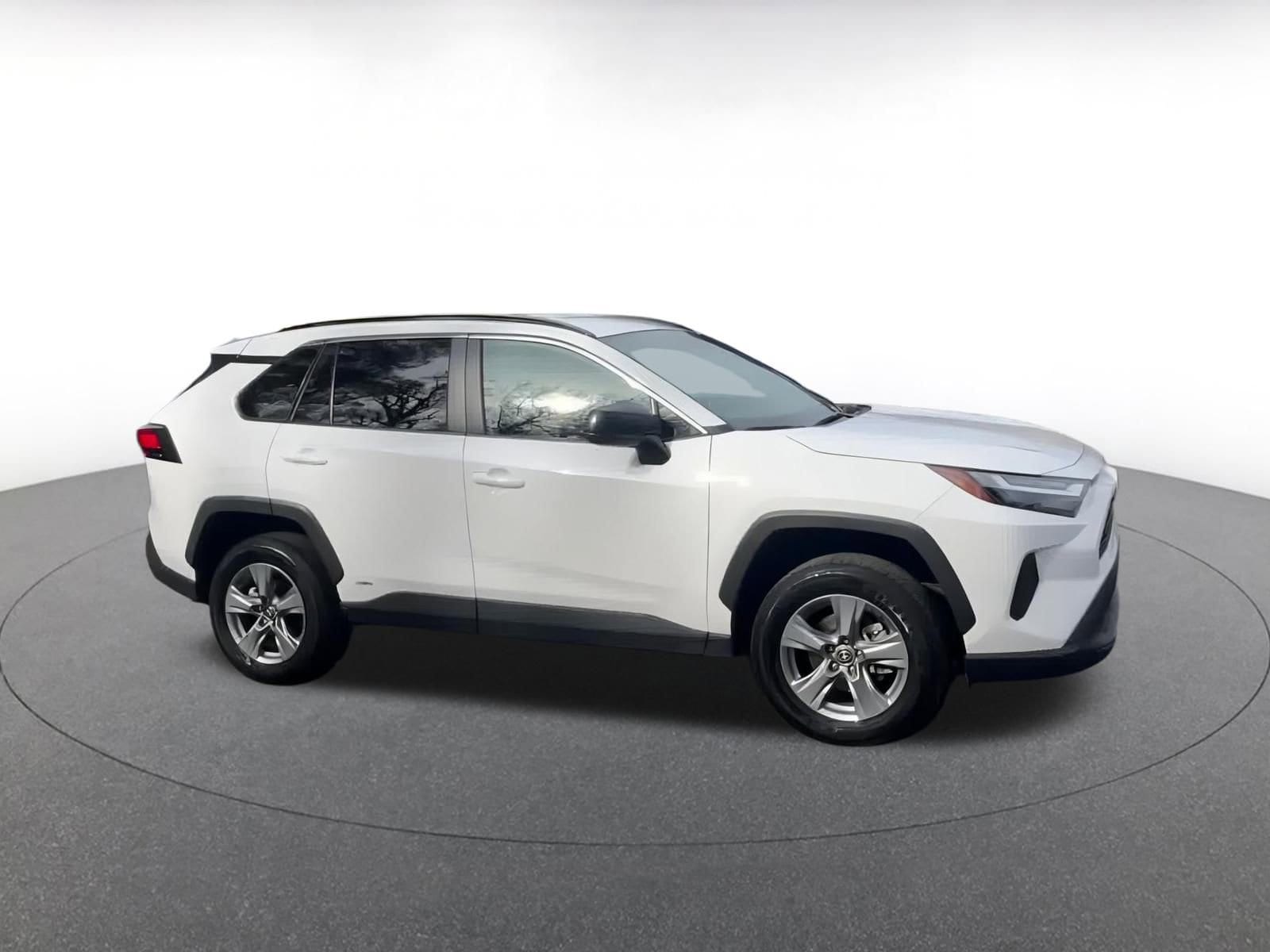 Thumbnail: 2025 Toyota RAV4 - 2