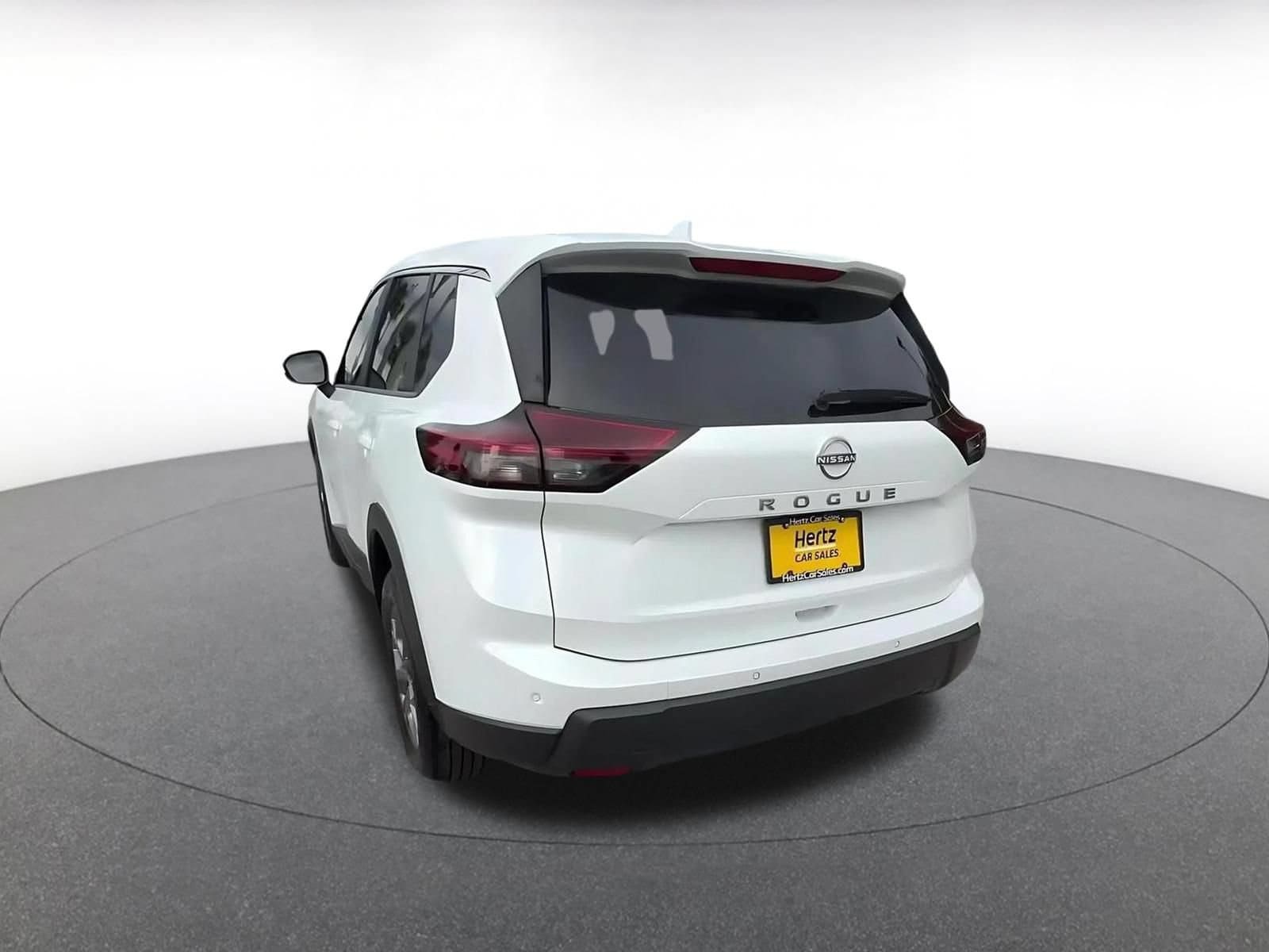 Thumbnail: 2026 Nissan Rogue - 11