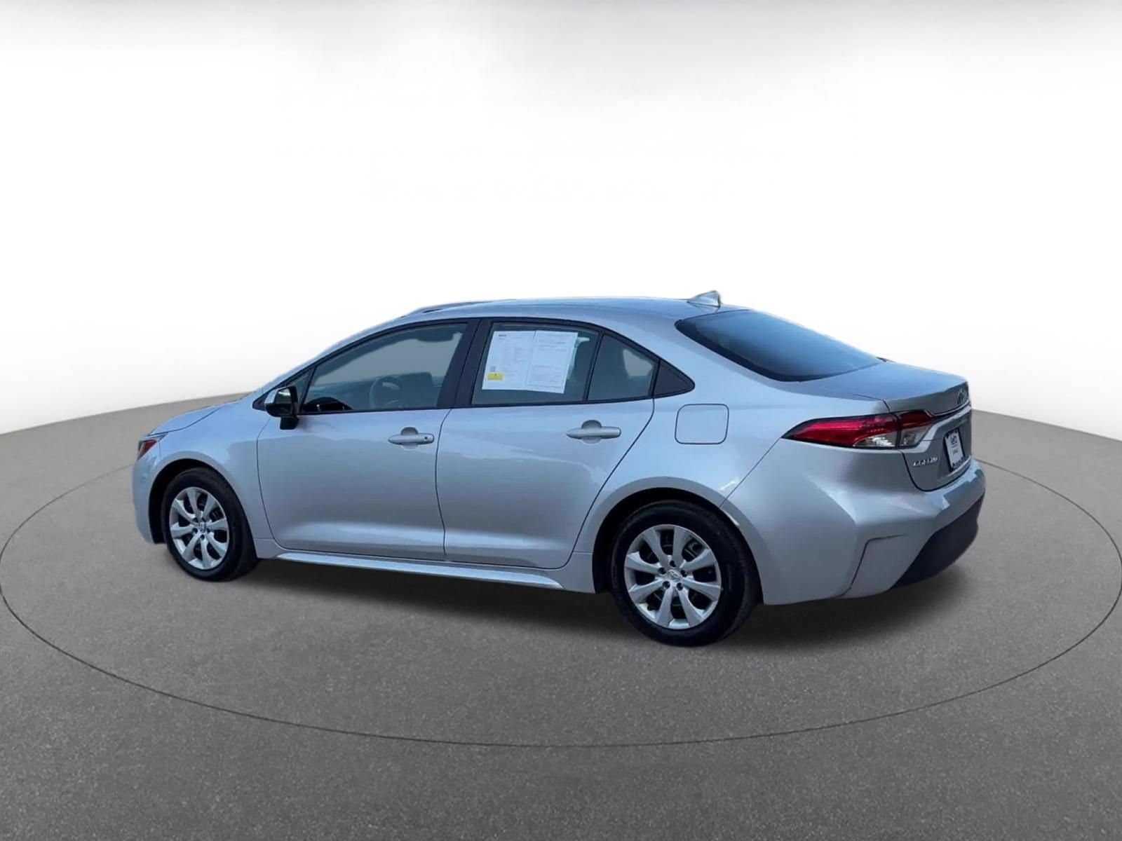 Thumbnail: 2025 Toyota Corolla - 10
