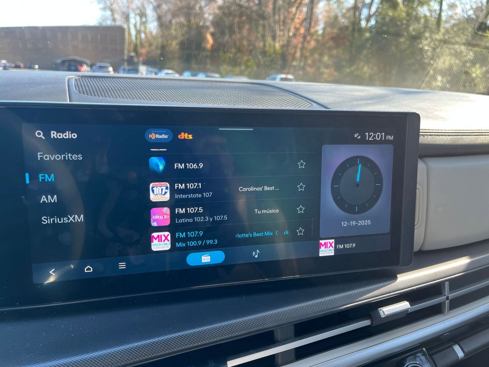 Thumbnail: 2025 Hyundai Santa Fe - 21