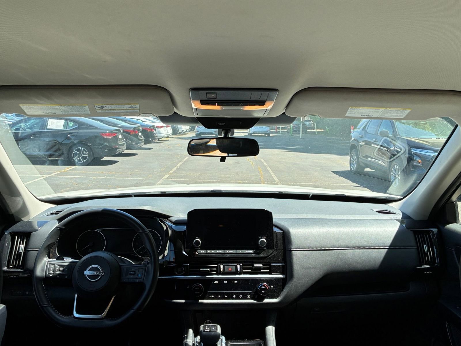 Thumbnail: 2025 Nissan Pathfinder - 35