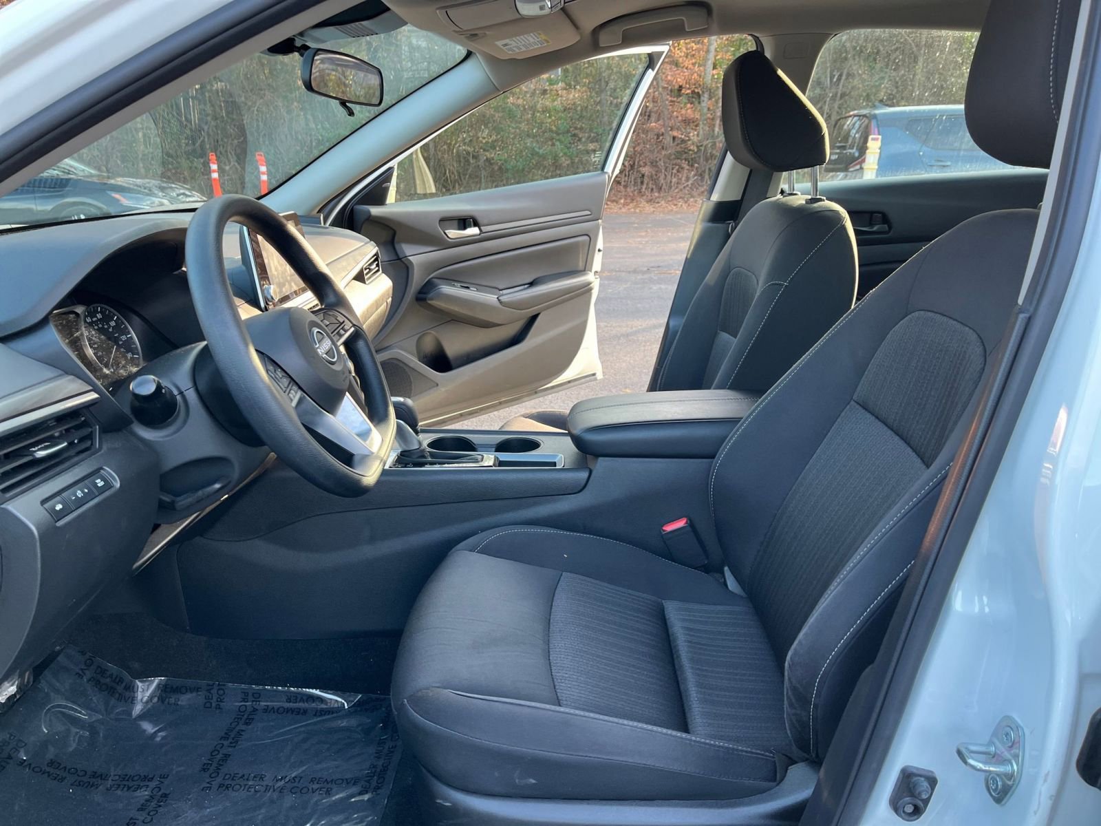 Thumbnail: 2025 Nissan Altima - 25