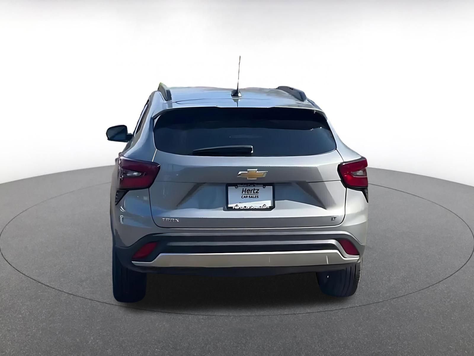 Thumbnail: 2025 Chevrolet Trax - 12