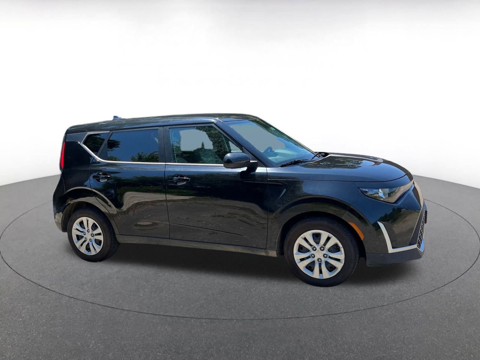 Thumbnail: 2023 Kia Soul - 3
