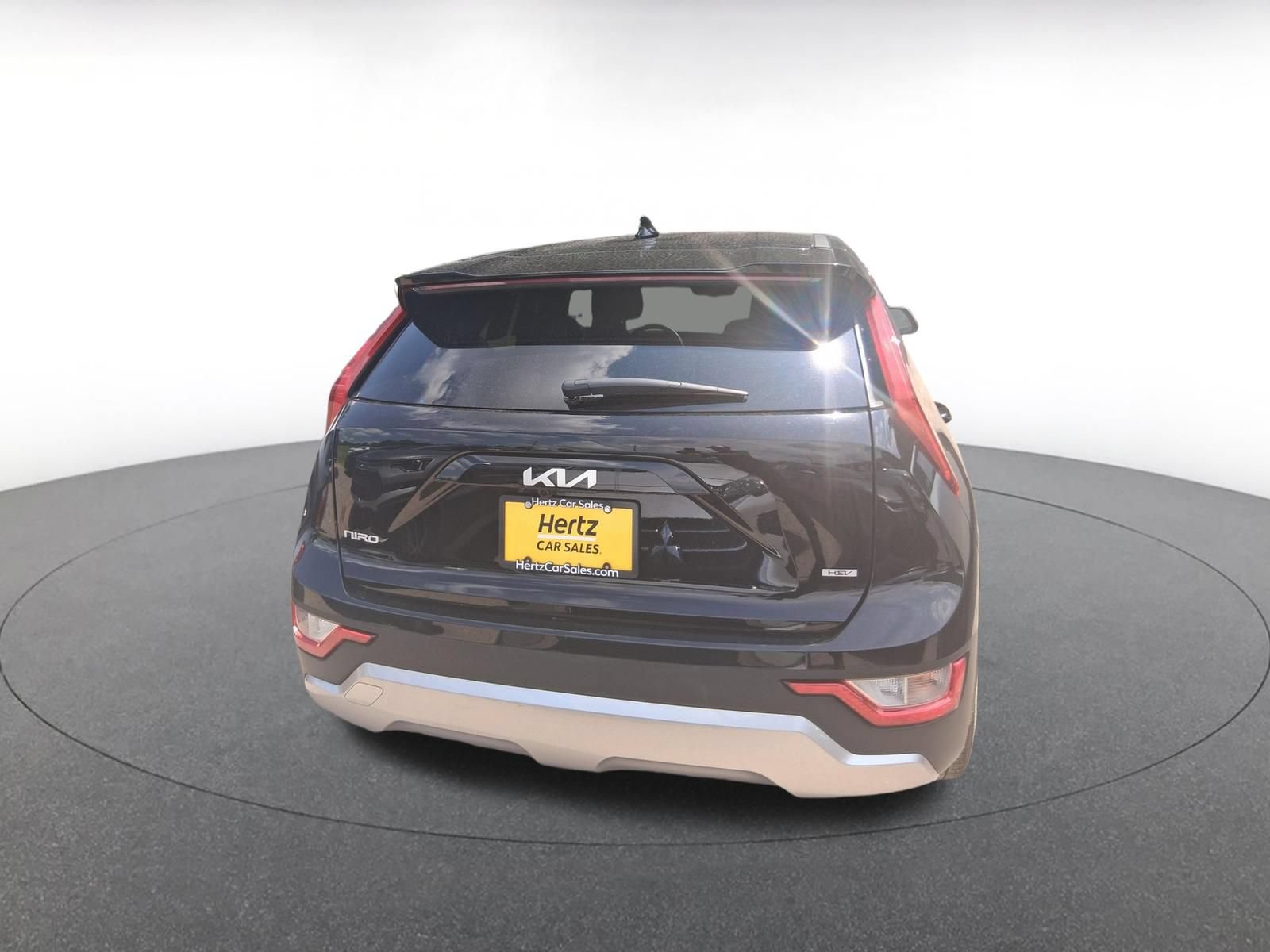 Thumbnail: 2026 Kia Niro - 16
