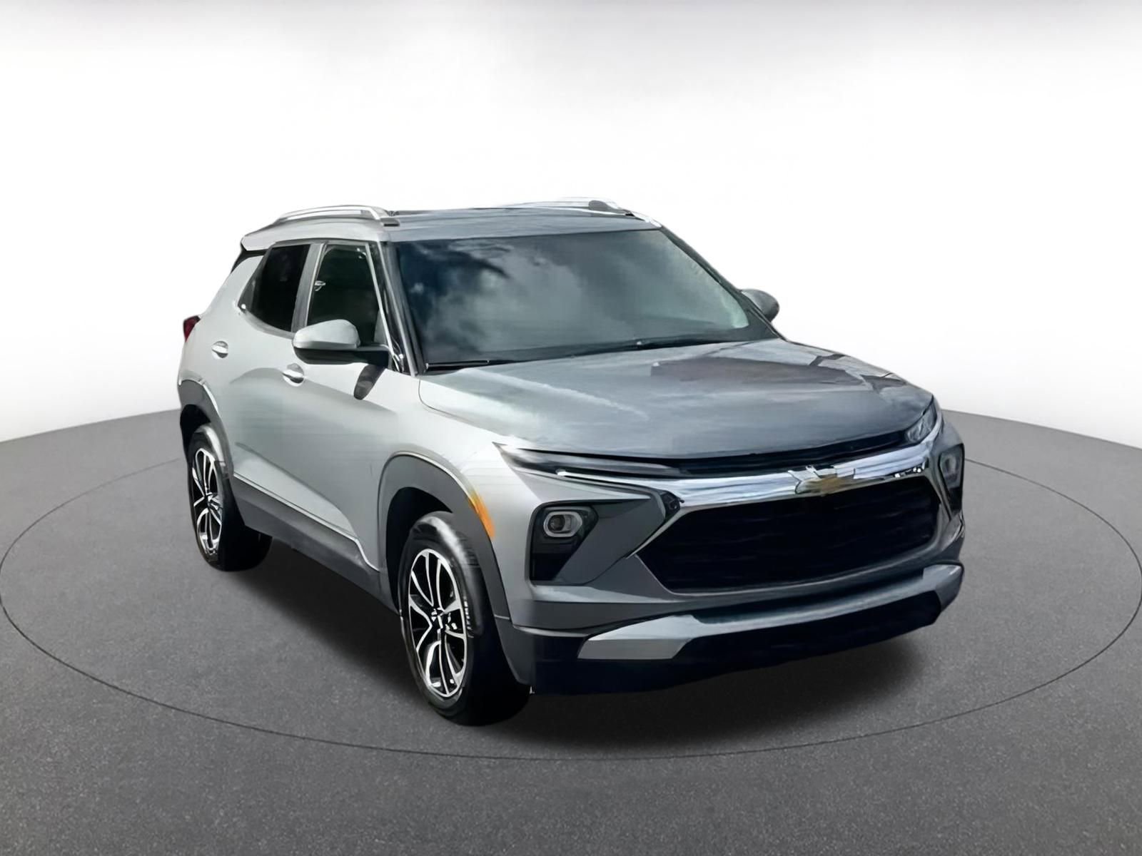 Thumbnail: 2025 Chevrolet TrailBlazer - 3