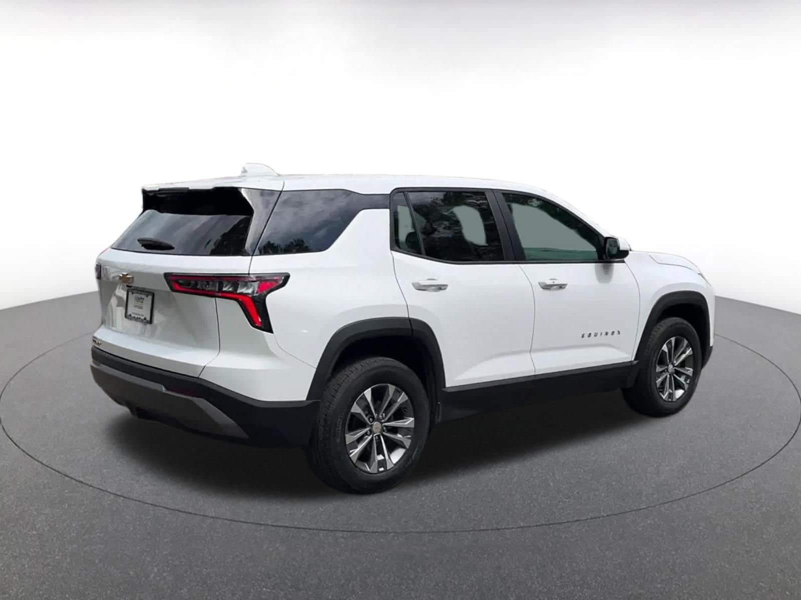 Thumbnail: 2025 Chevrolet Equinox - 15