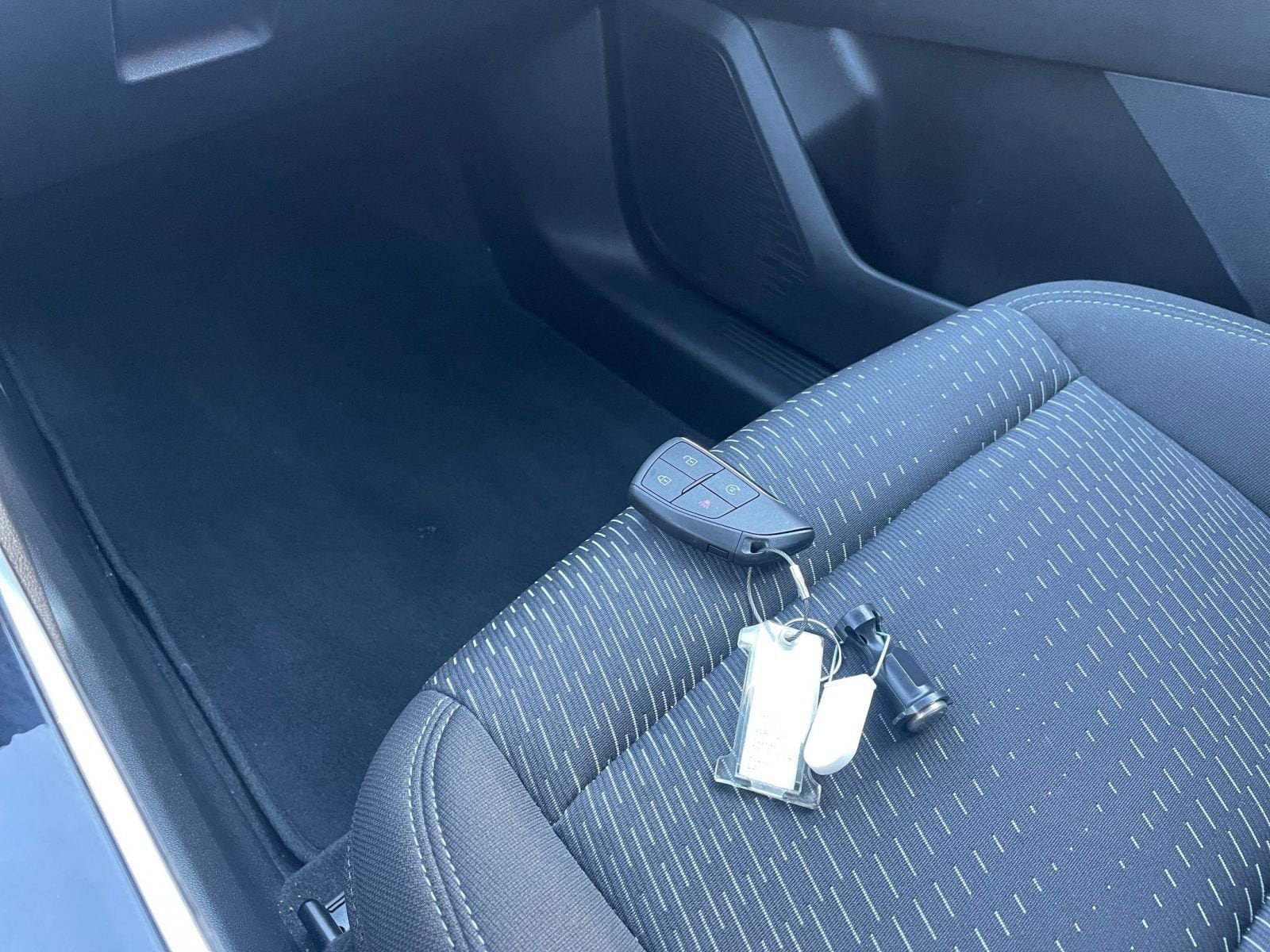 Thumbnail: 2025 Chevrolet Equinox - 21