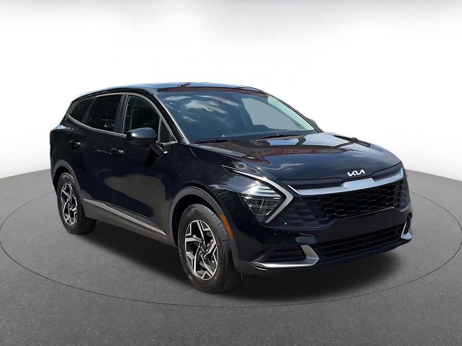 Thumbnail: 2025 Kia Sportage - 3