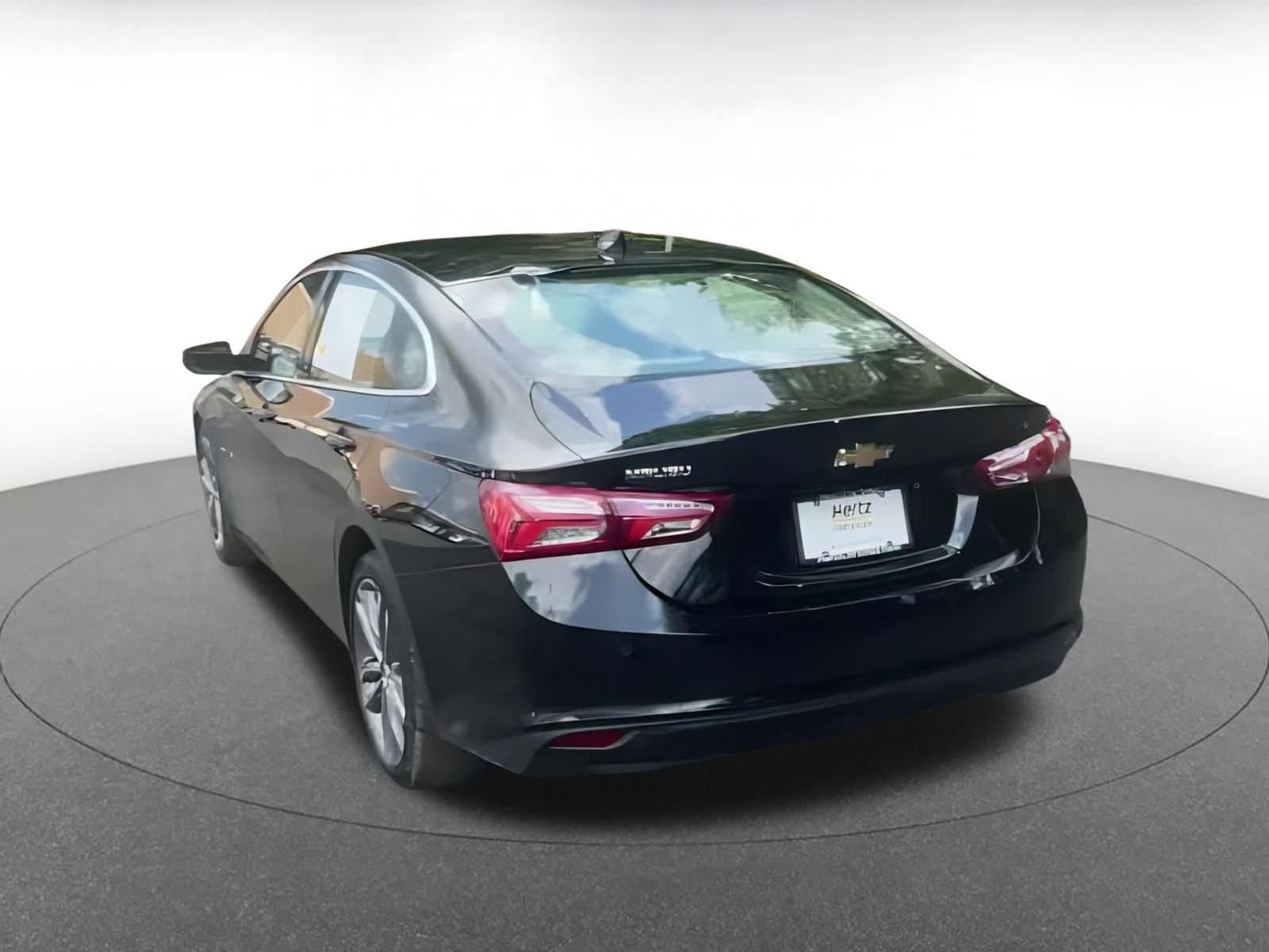Thumbnail: 2024 Chevrolet Malibu - 16