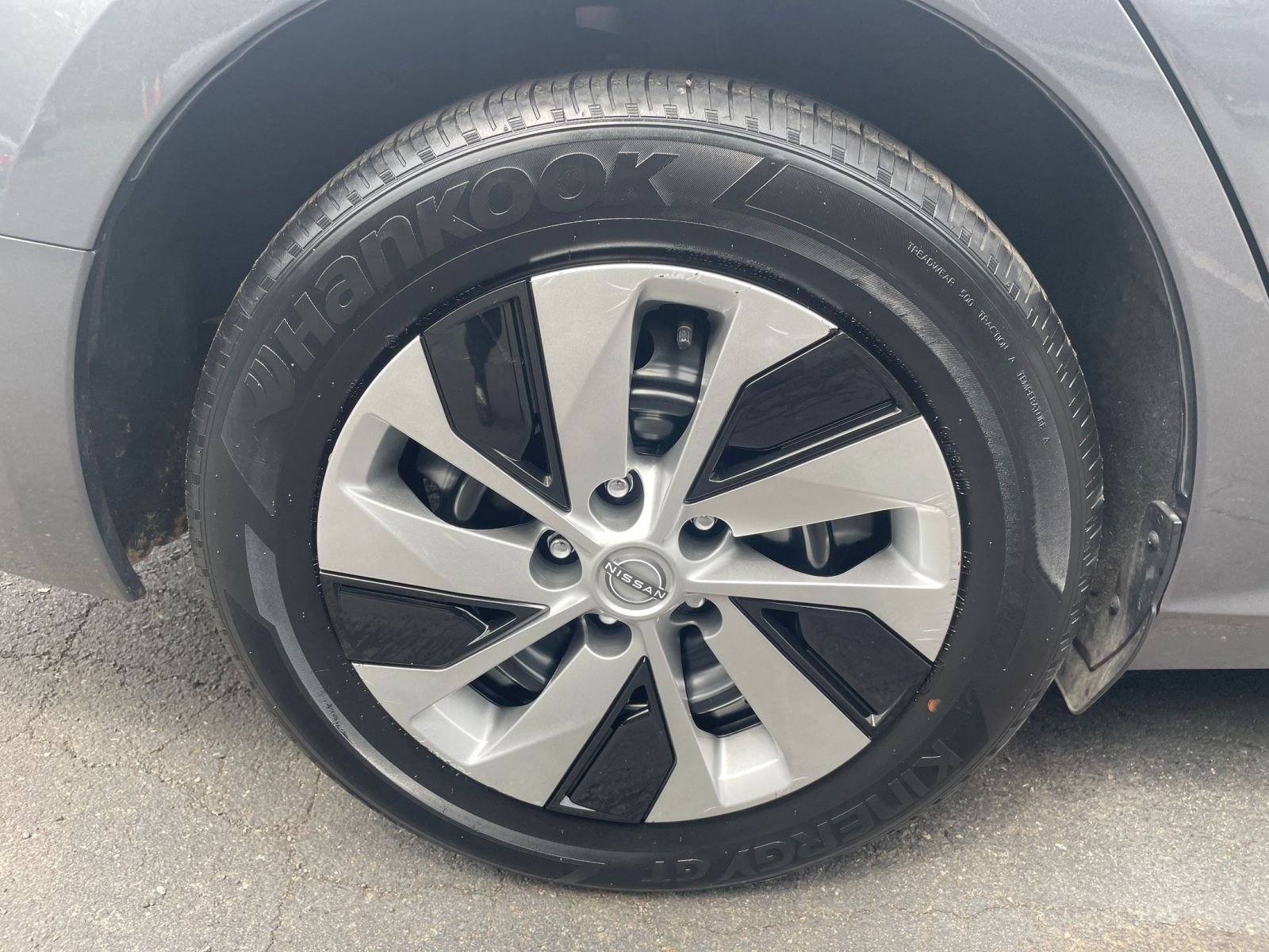 Thumbnail: 2024 Nissan Altima - 25