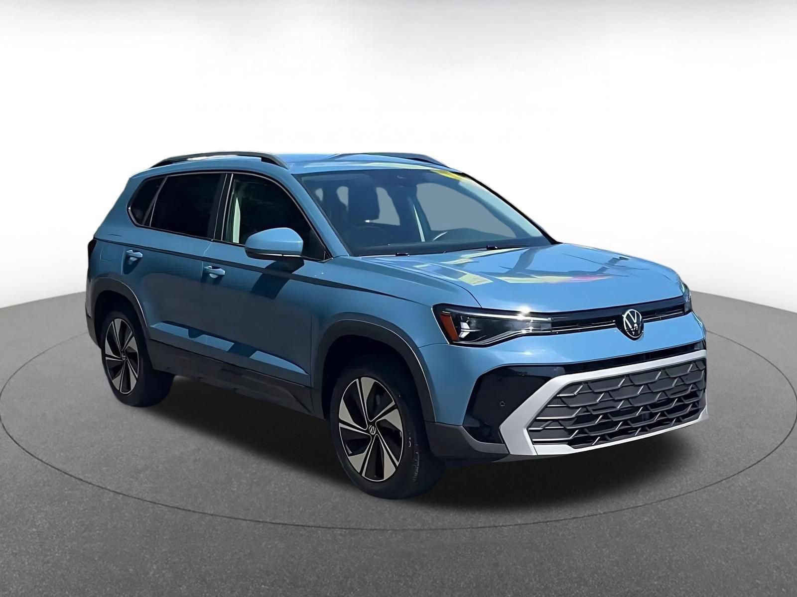 Thumbnail: 2026 Volkswagen Taos - 3