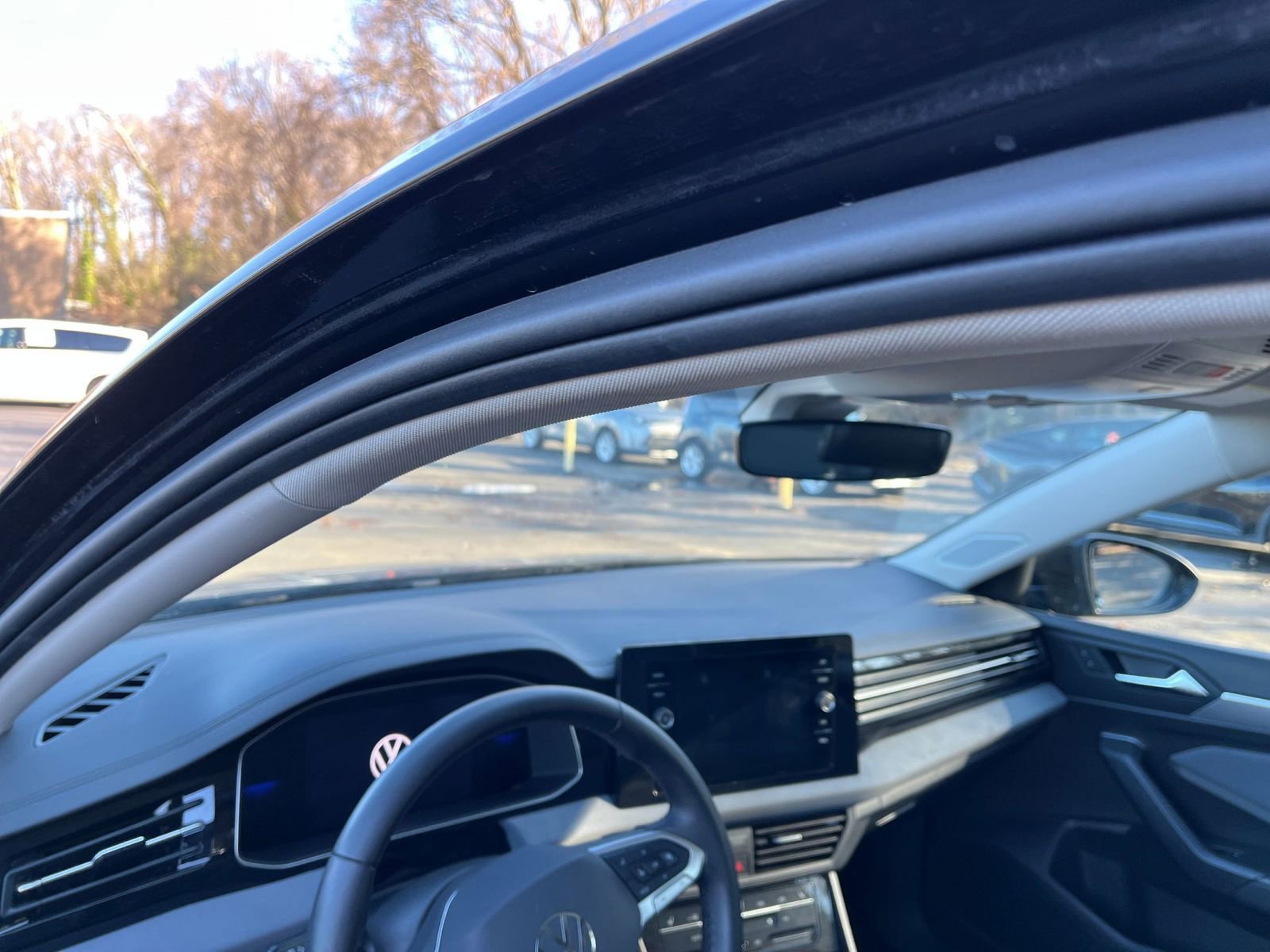 Thumbnail: 2025 Volkswagen Jetta - 34