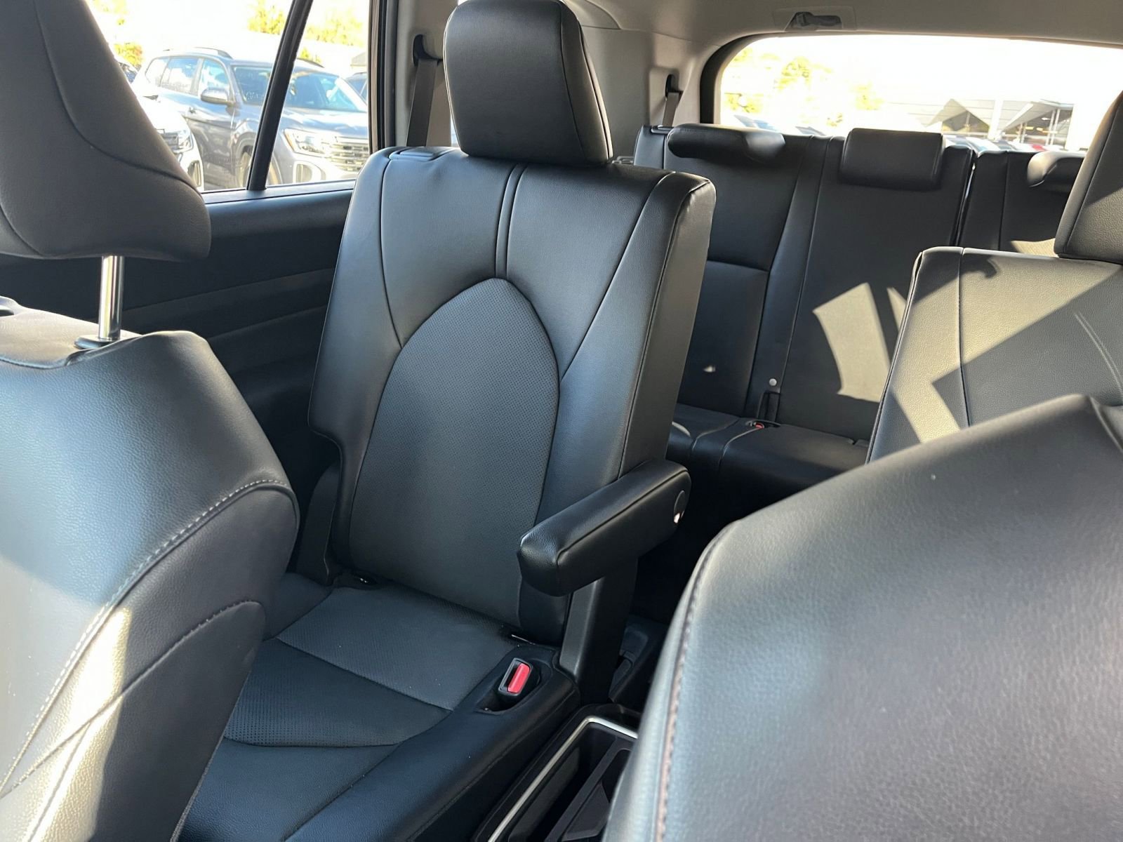 Thumbnail: 2025 Toyota Grand Highlander - 35