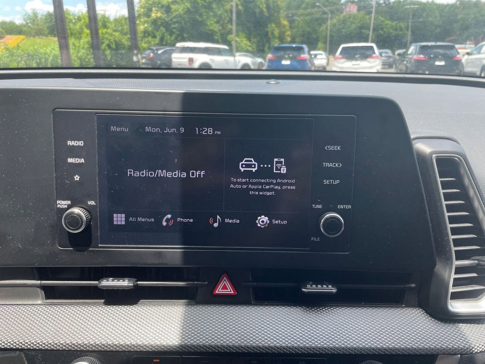 2024 Kia Sportage LX 20