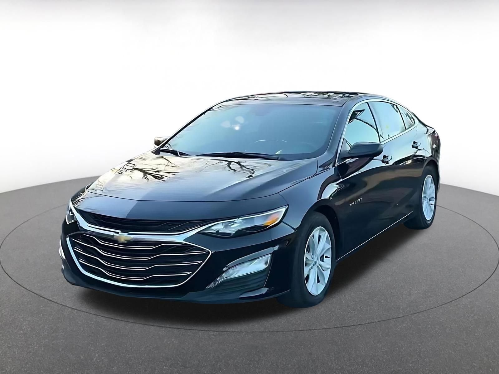 Thumbnail: 2024 Chevrolet Malibu - 7