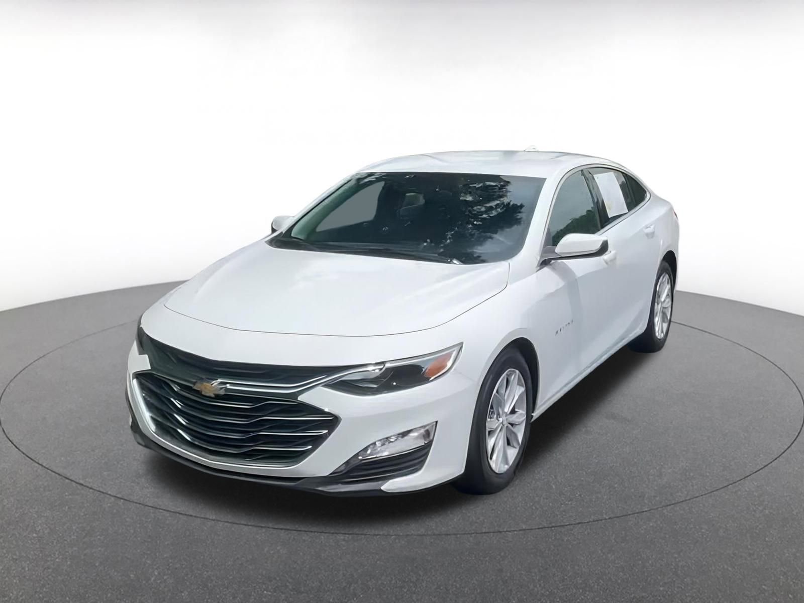 Thumbnail: 2024 Chevrolet Malibu - 6