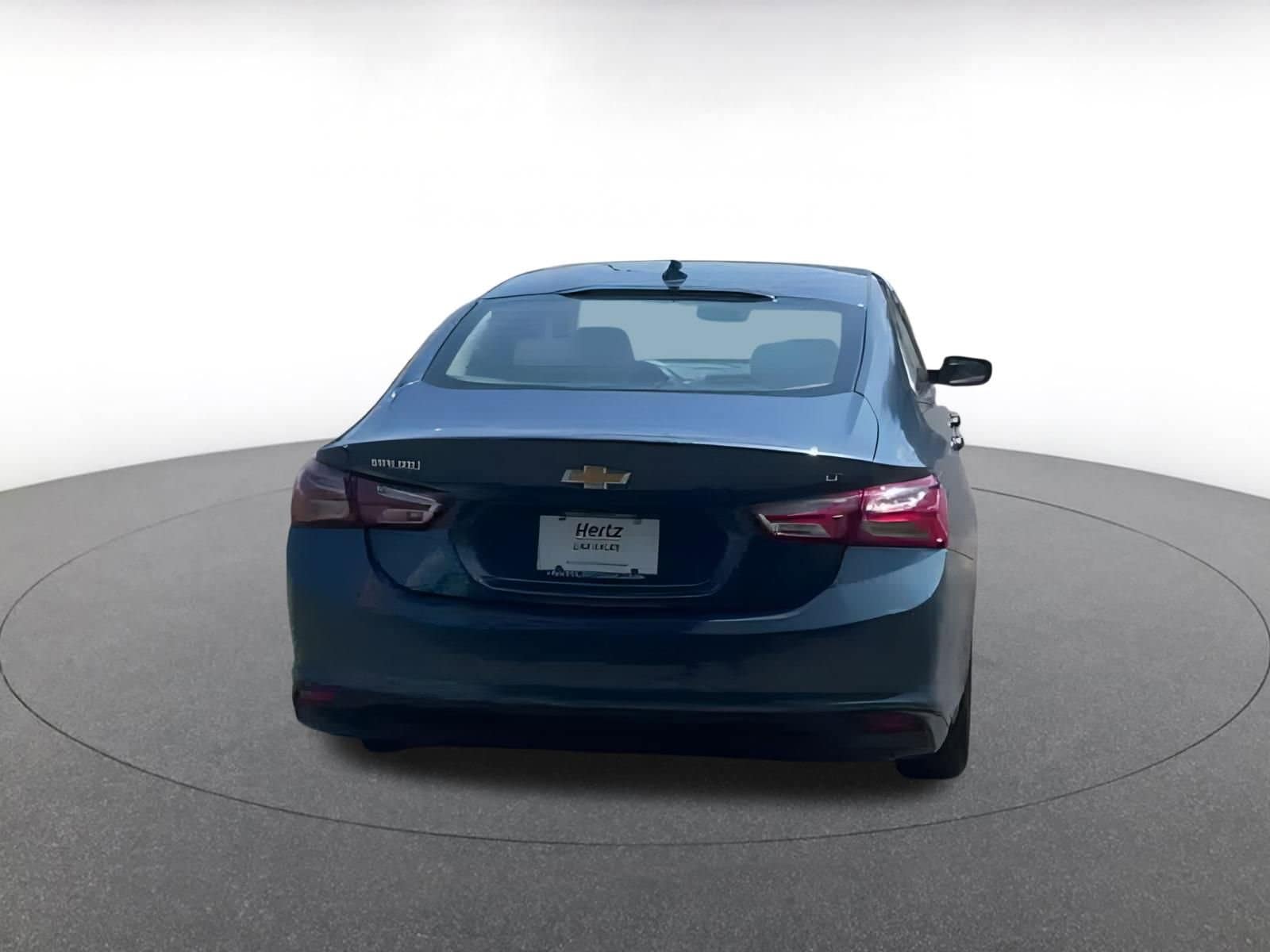 Thumbnail: 2024 Chevrolet Malibu - 12