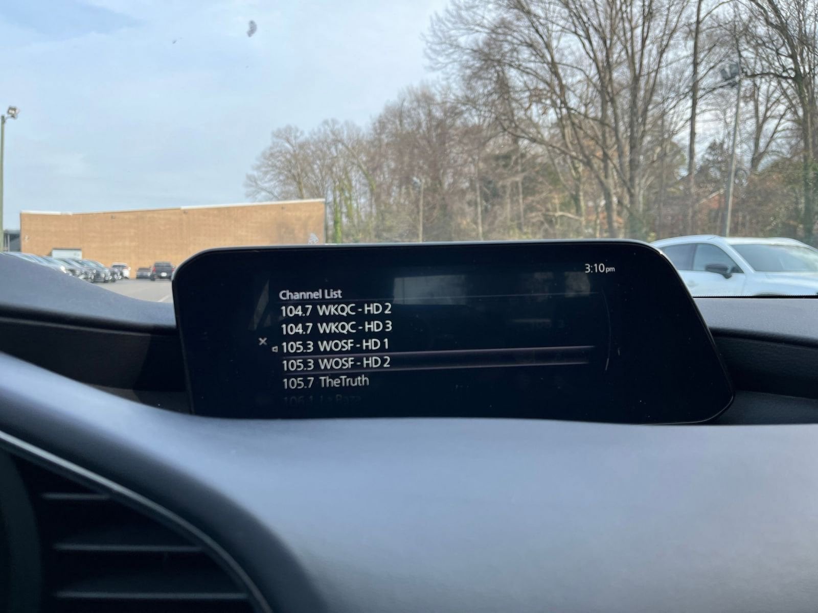 Thumbnail: 2025 Mazda Mazda3 - 20