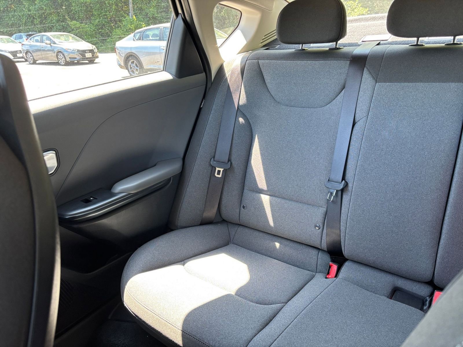 2025 Kia K4 LXS - Photo 38