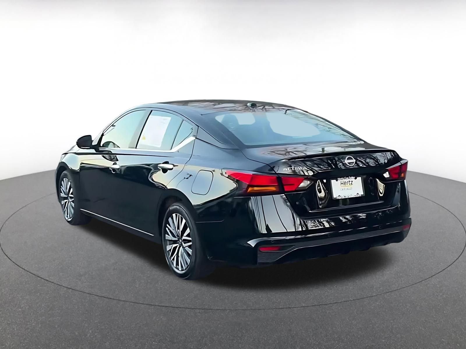 Thumbnail: 2025 Nissan Altima - 11