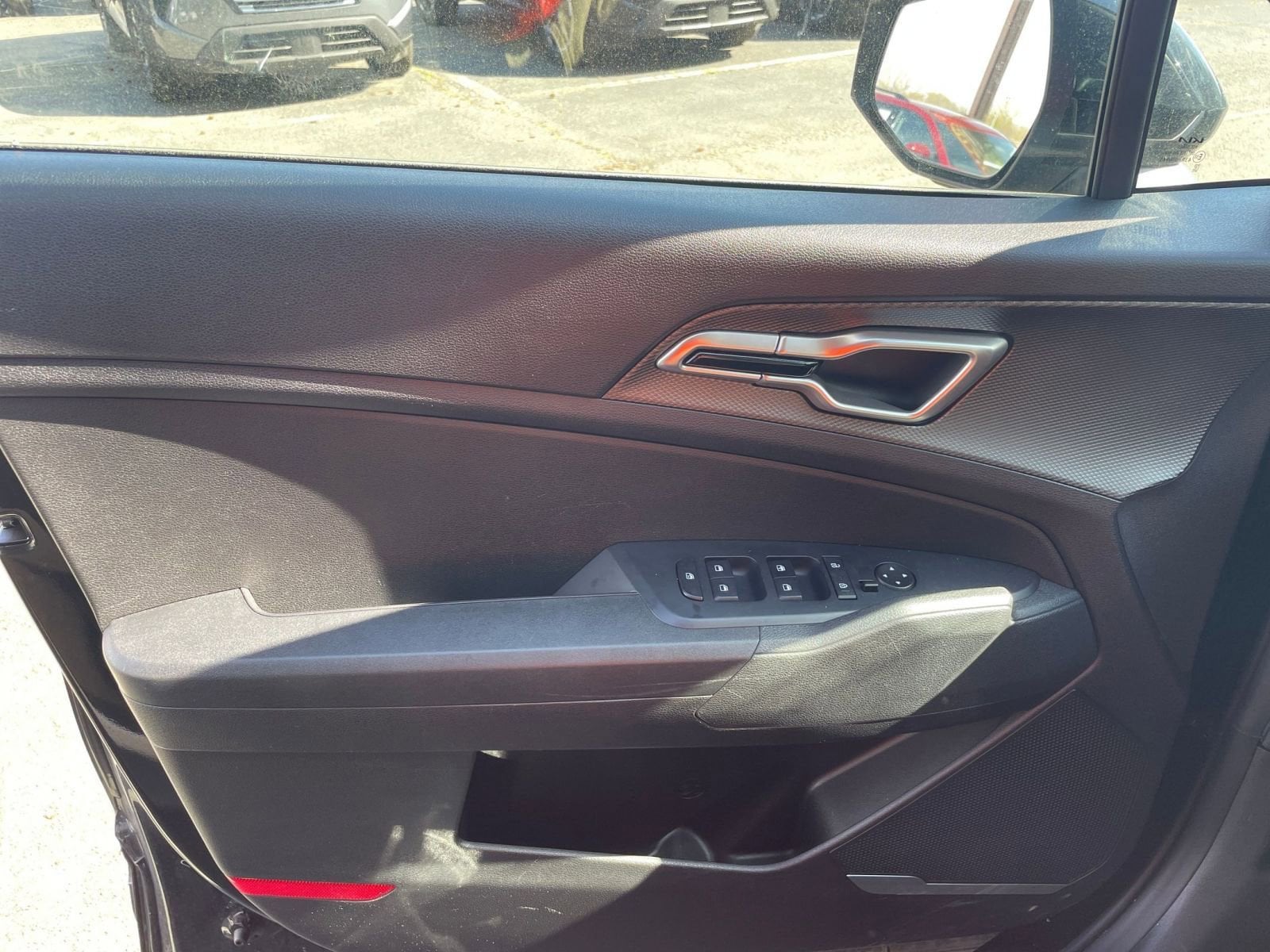 Thumbnail: 2025 Kia Sportage - 18