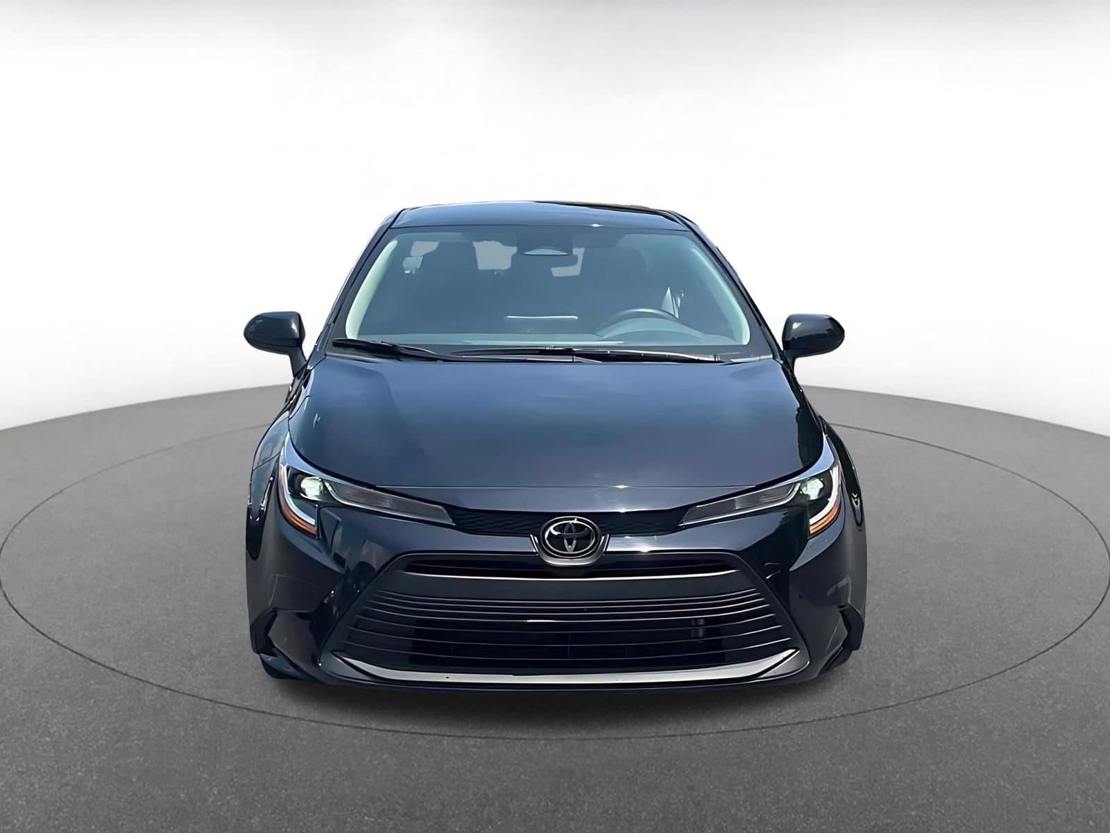 Thumbnail: 2025 Toyota Corolla - 3