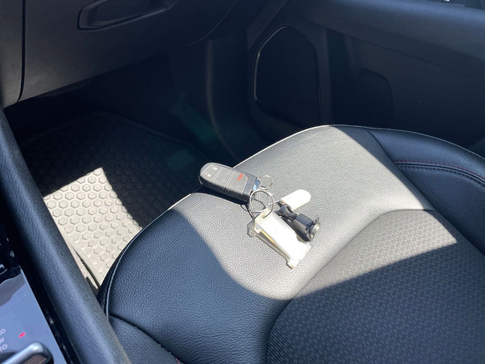 Thumbnail: 2025 Jeep Compass - 21