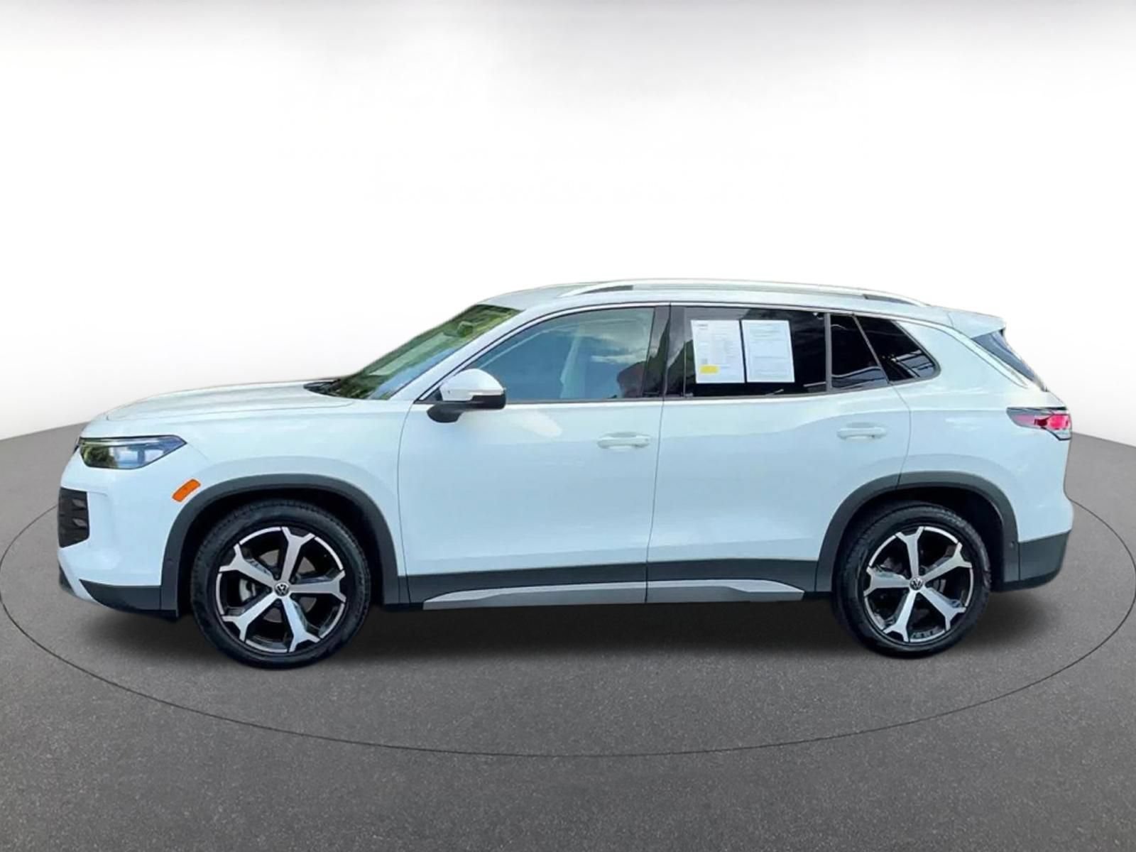 Thumbnail: 2026 Volkswagen Tiguan - 9