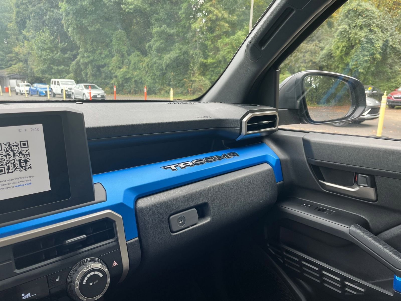 Thumbnail: 2025 Toyota Tacoma - 31