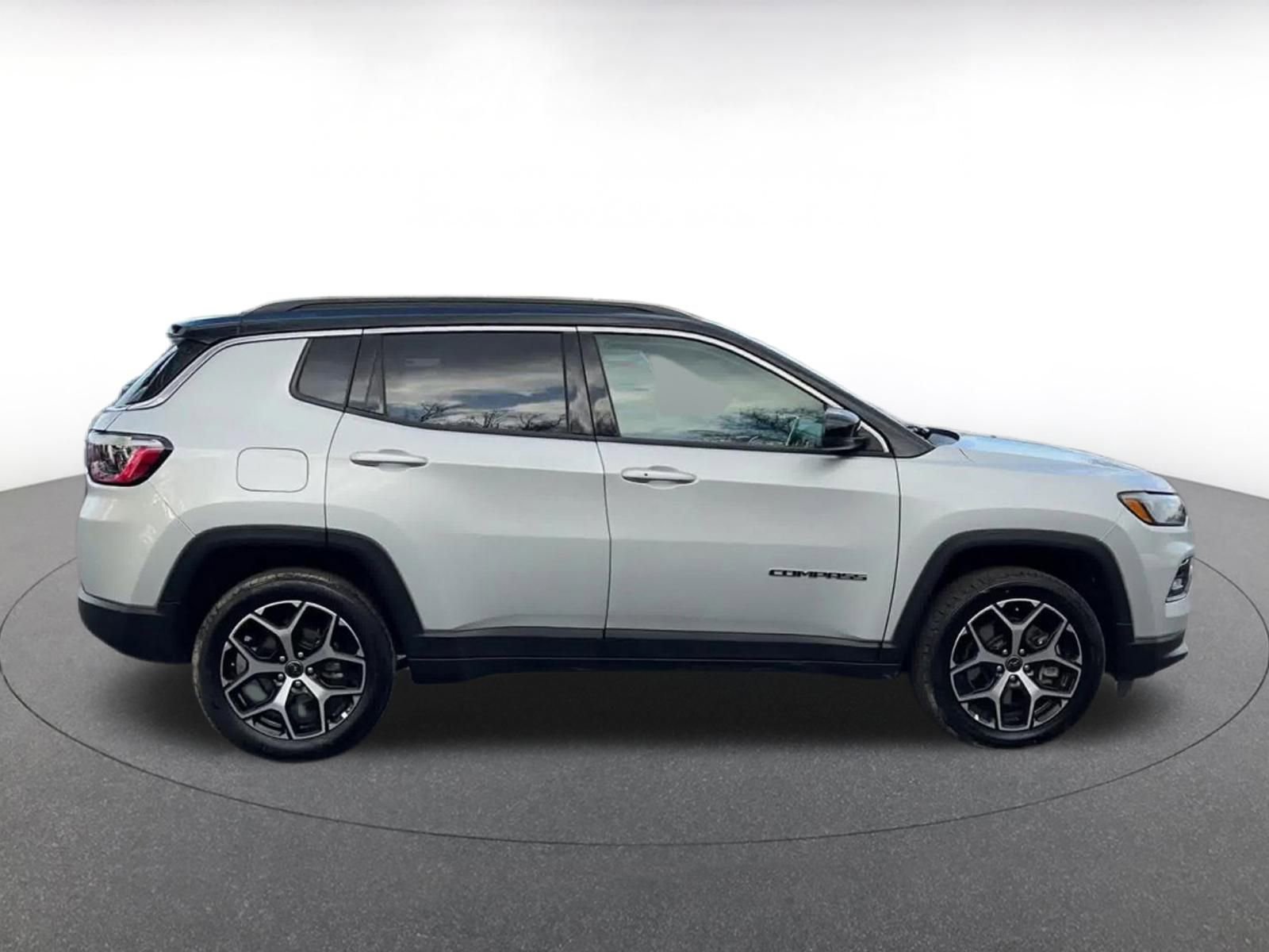 Thumbnail: 2025 Jeep Compass - 16