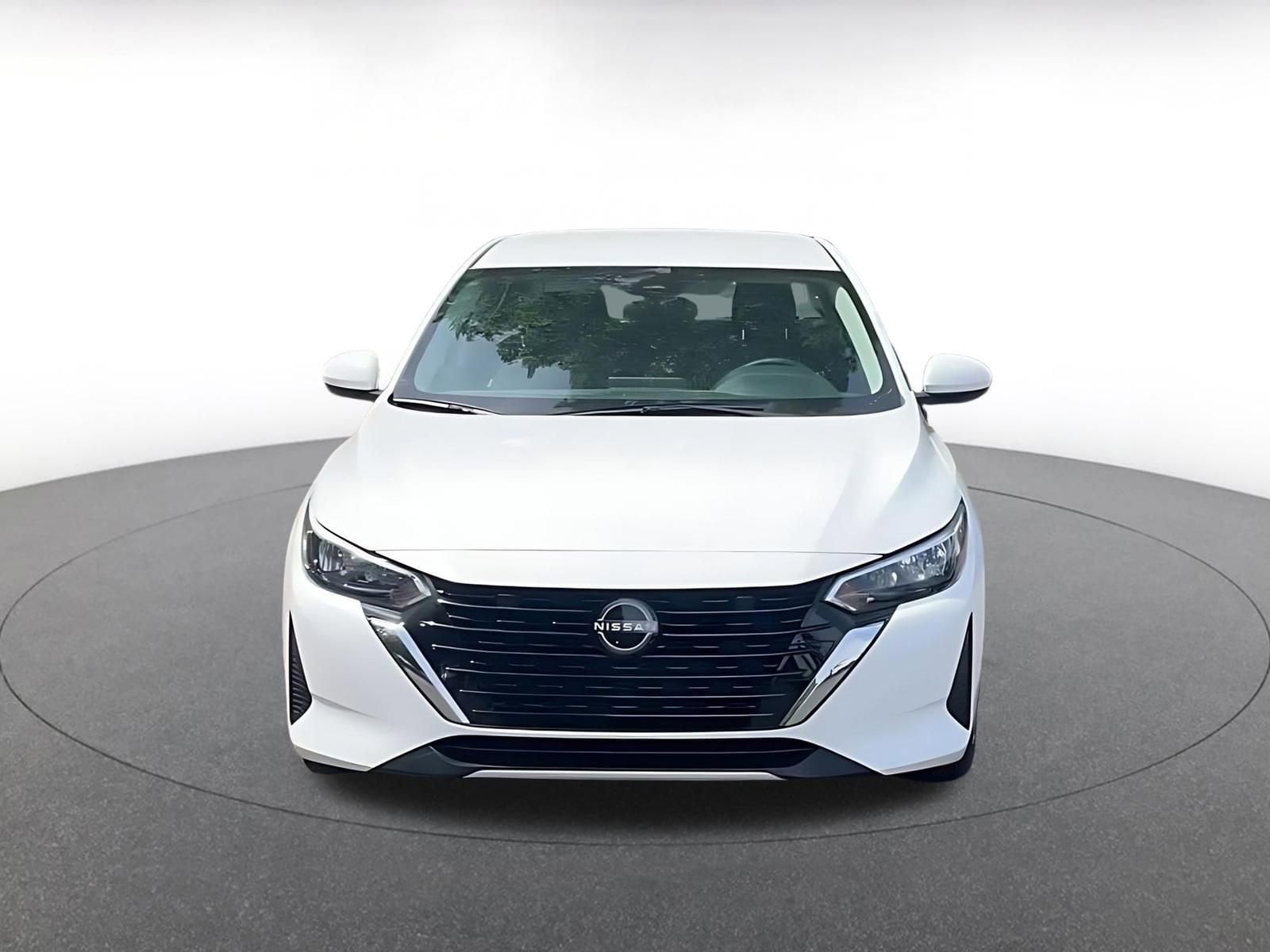 Thumbnail: 2025 Nissan Sentra - 4