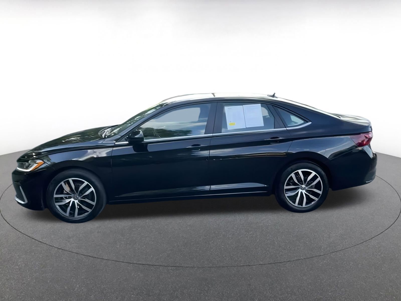 Thumbnail: 2025 Volkswagen Jetta - 8