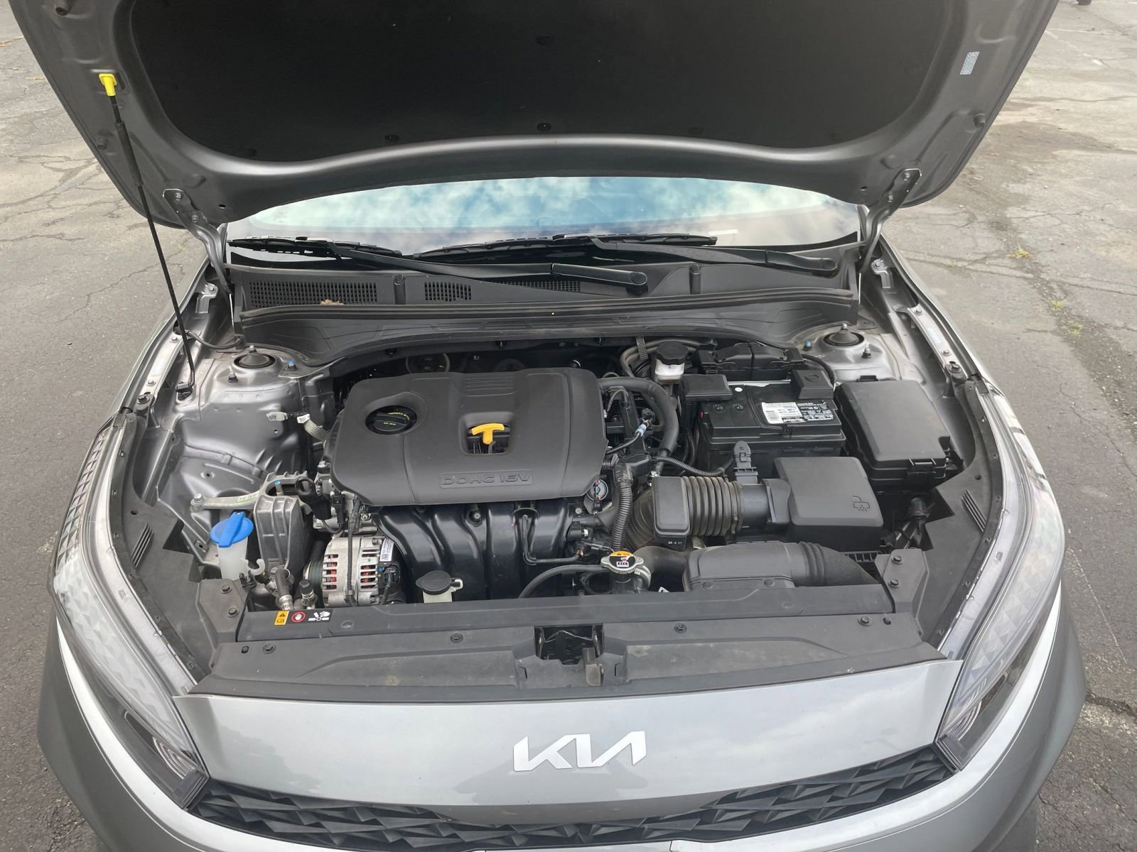 Thumbnail: 2024 Kia Forte - 28