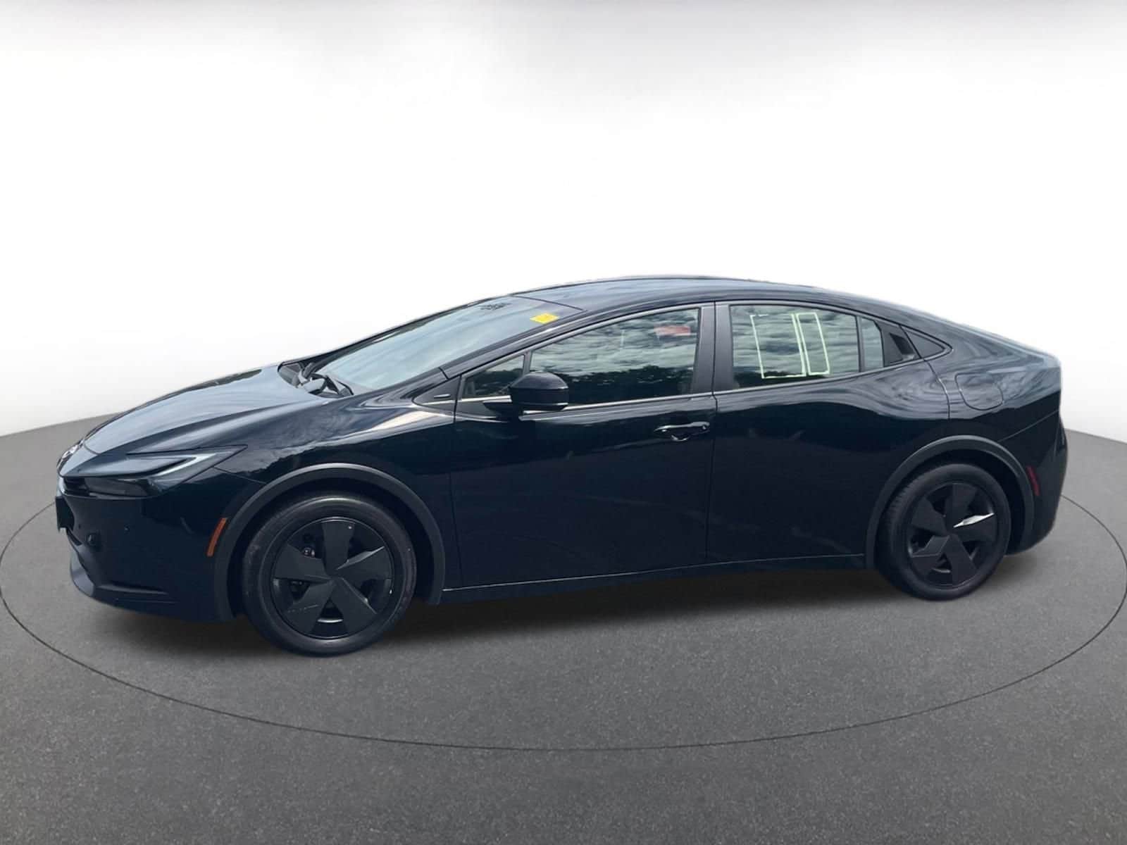 Thumbnail: 2024 Toyota Prius - 8