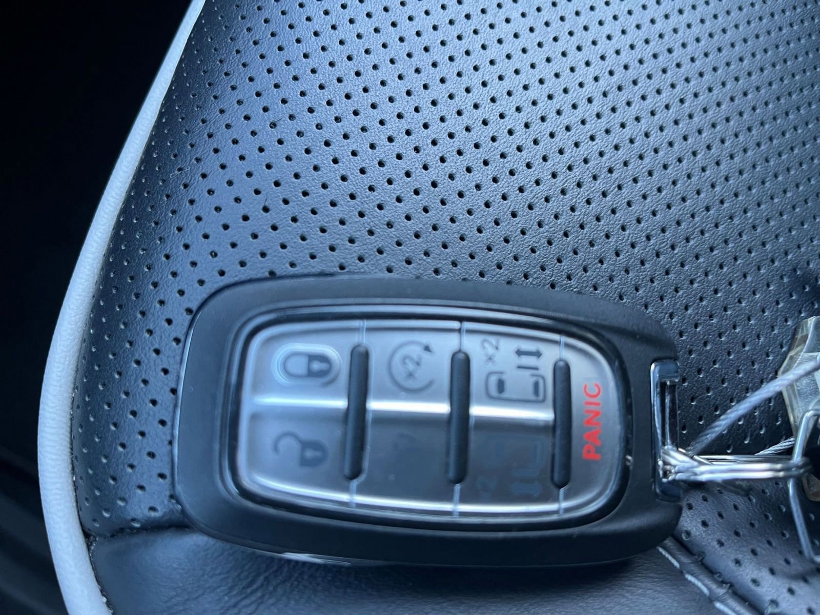 Thumbnail: 2025 Chrysler Pacifica - 25