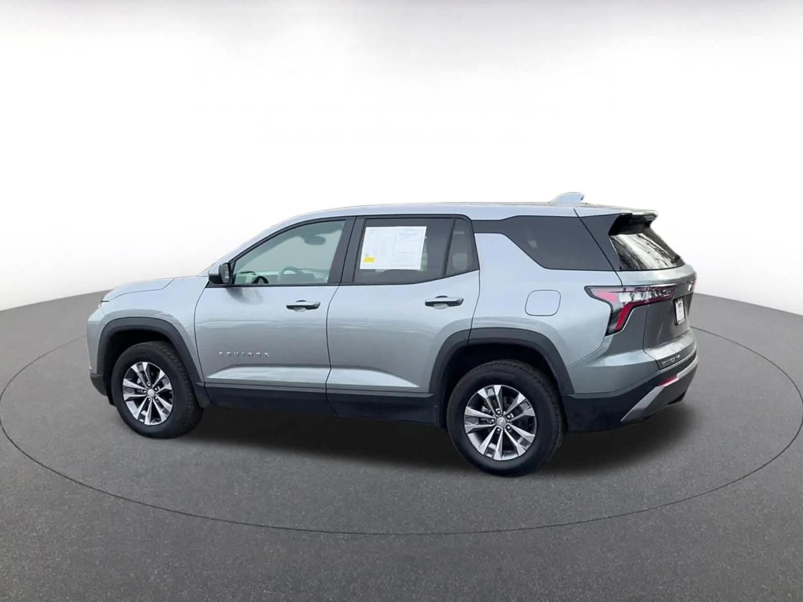 Thumbnail: 2025 Chevrolet Equinox - 10