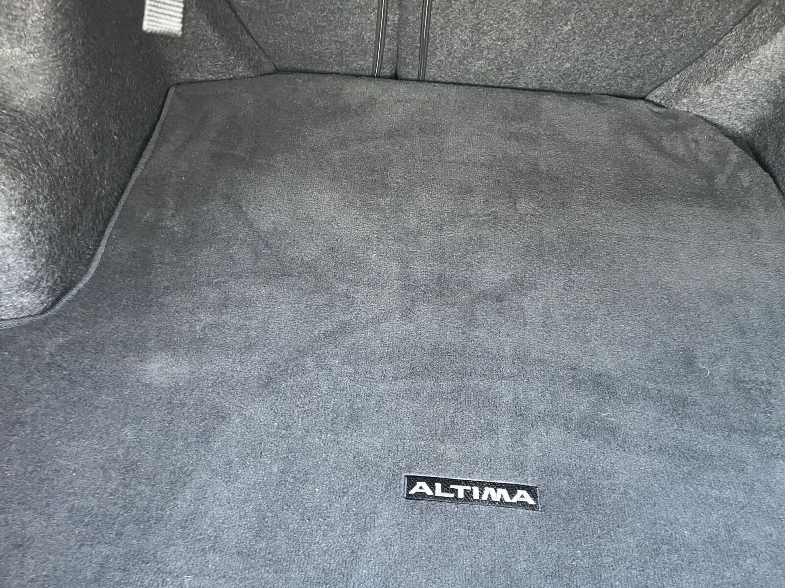 Thumbnail: 2025 Nissan Altima - 30