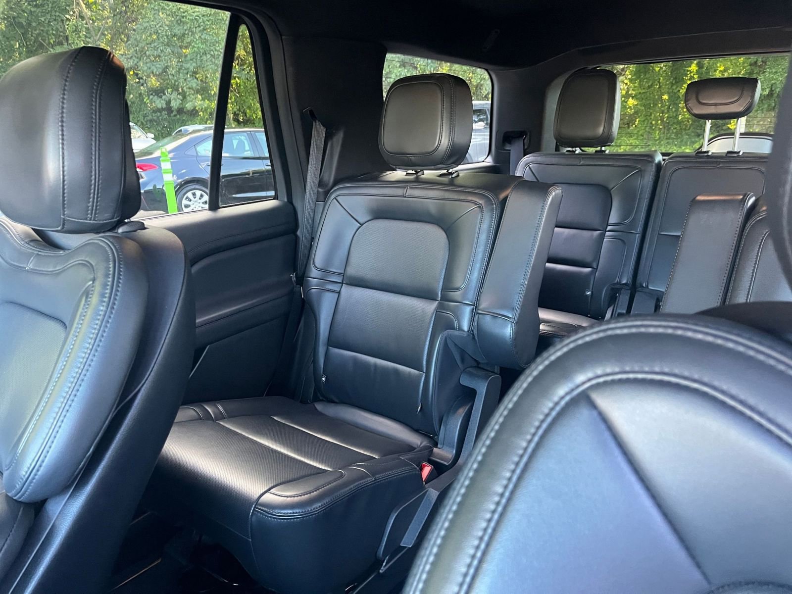 Thumbnail: 2023 Lincoln Navigator - 35