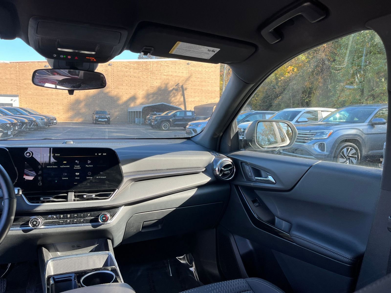 Thumbnail: 2025 Chevrolet Equinox - 31