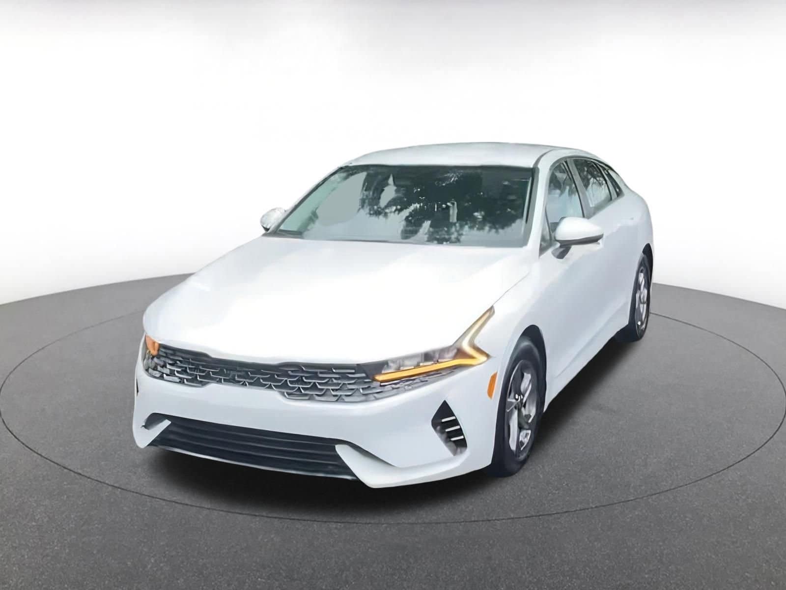 Thumbnail: 2023 Kia K5 - 8