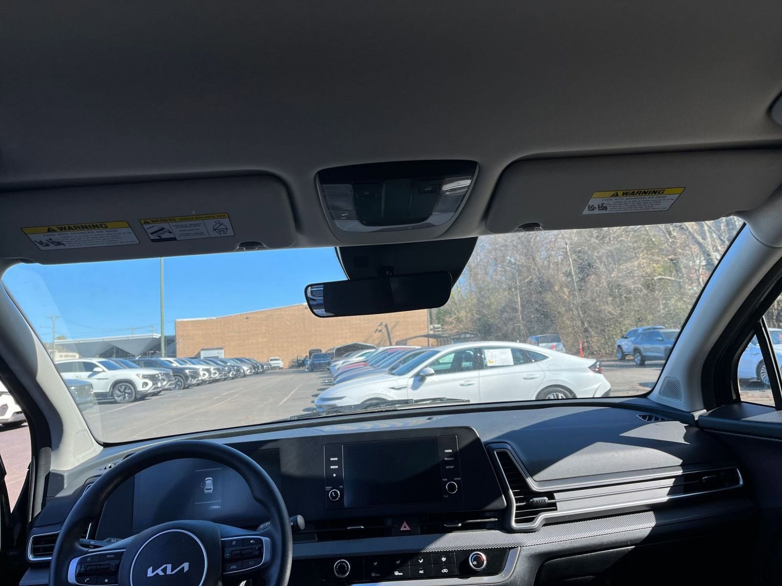 Thumbnail: 2025 Kia Sportage - 32