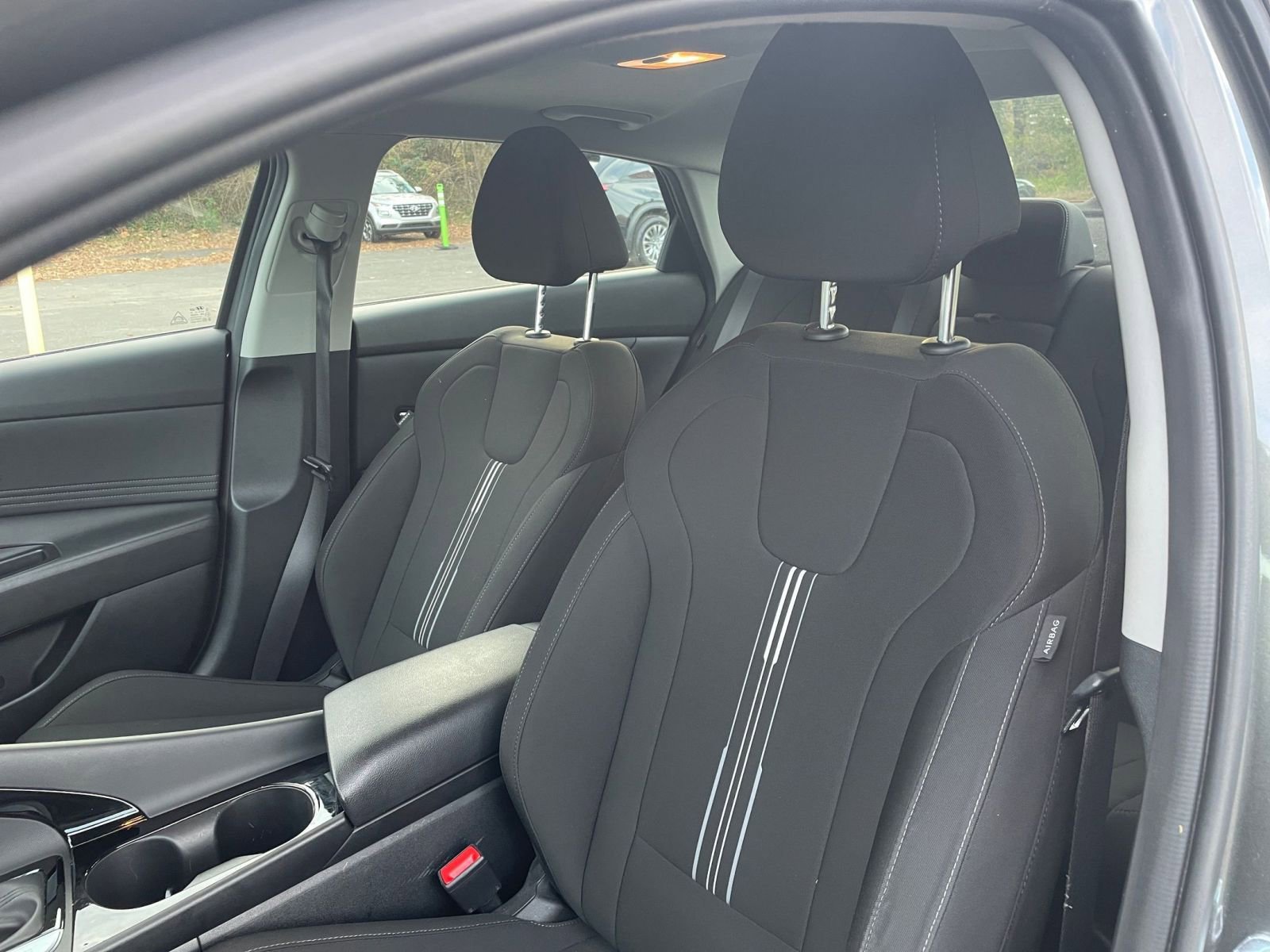 Thumbnail: 2025 Hyundai Elantra - 34