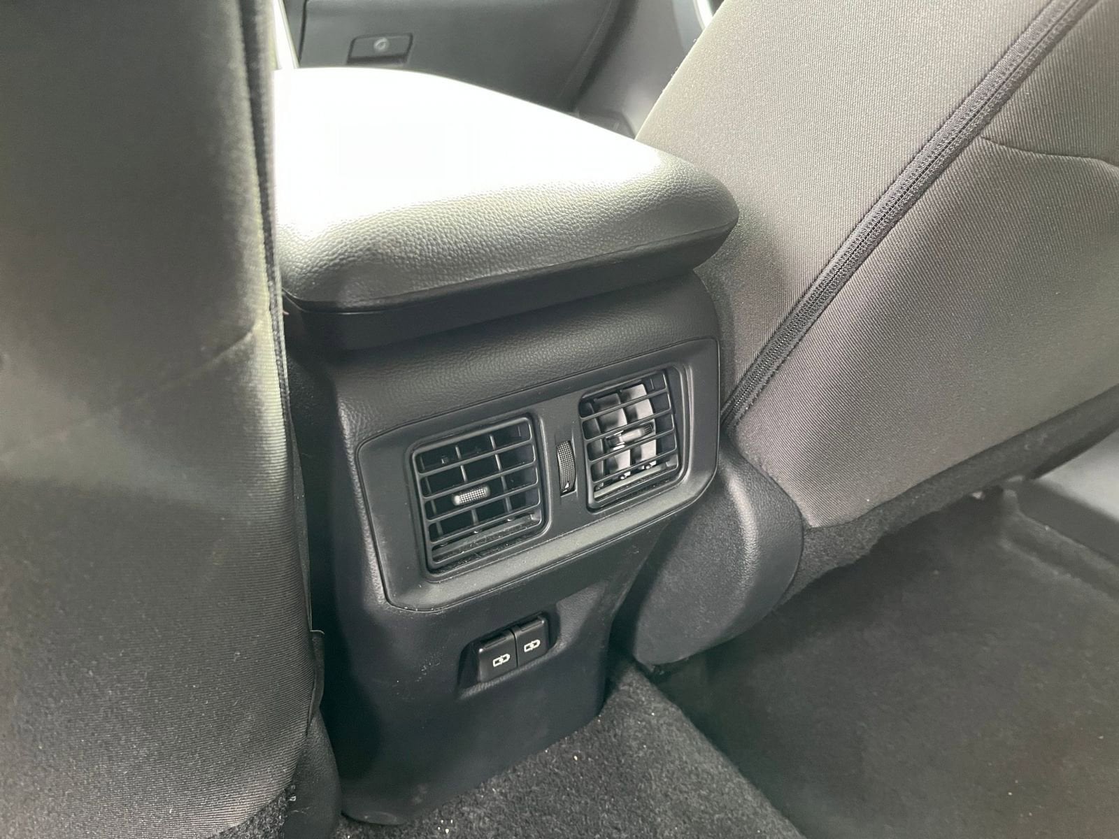 Thumbnail: 2025 Toyota RAV4 - 24