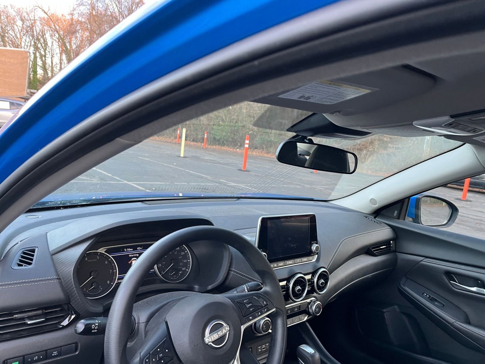 Thumbnail: 2025 Nissan Sentra - 31