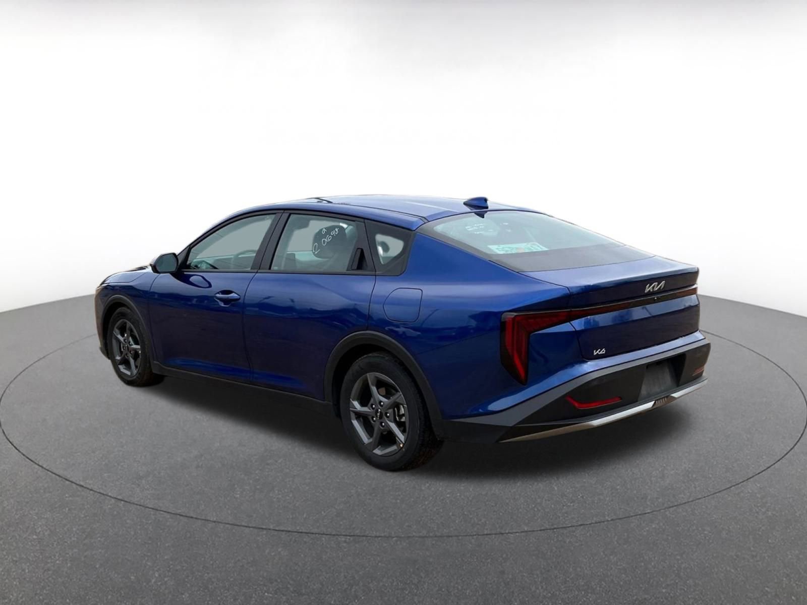 Thumbnail: 2025 Kia K4 - 10