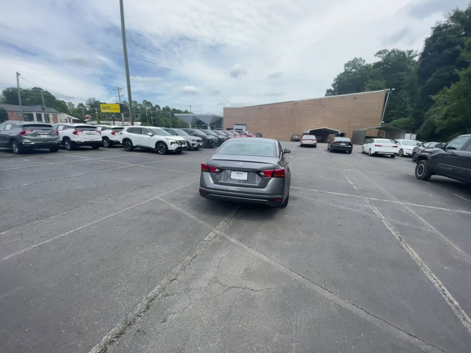 Thumbnail: 2024 Nissan Altima - 16