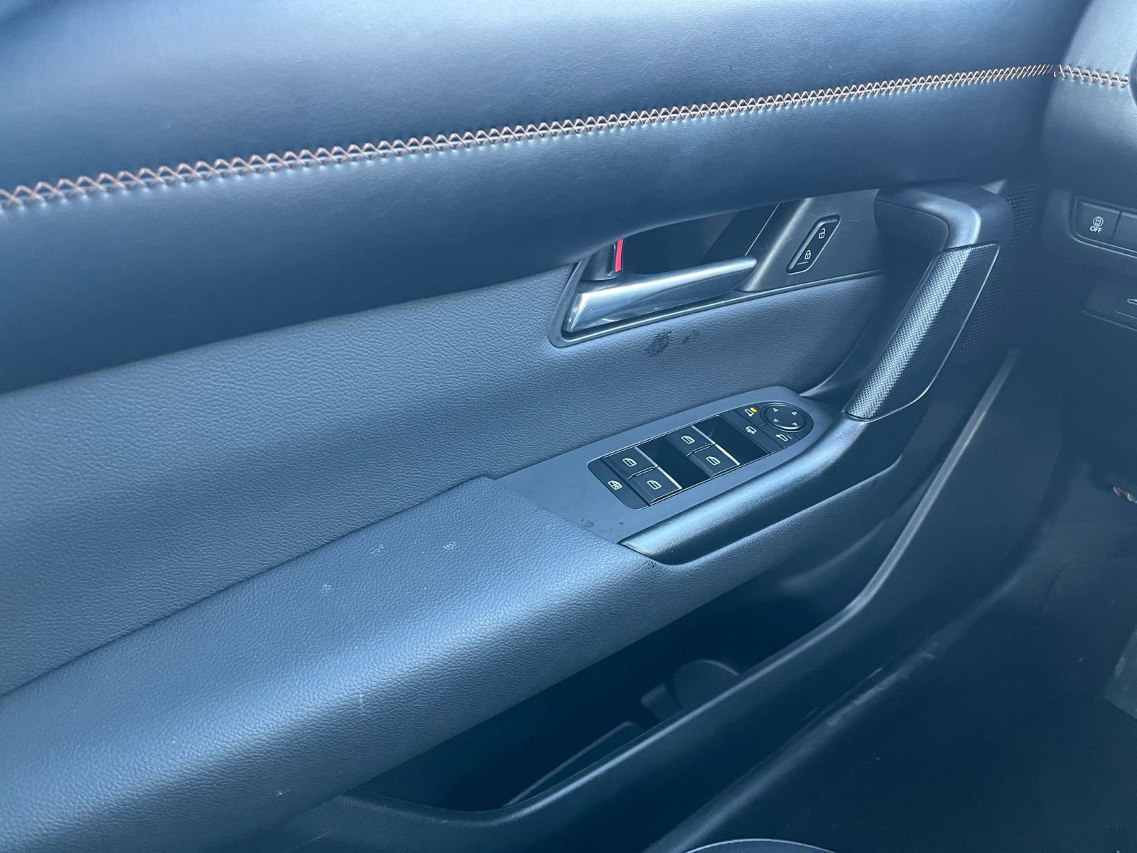 Thumbnail: 2025 Mazda CX-50 - 18